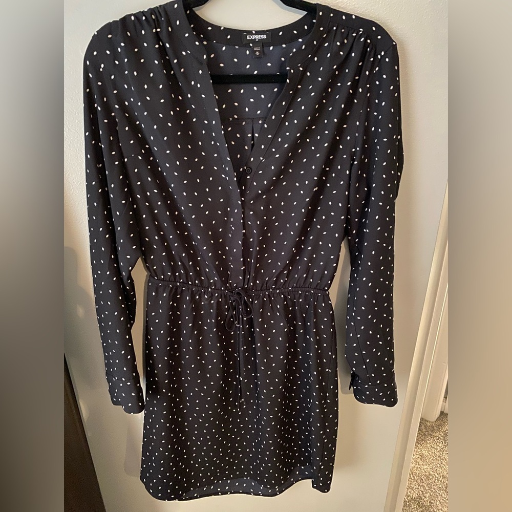 Express dress, size medium, never worn.